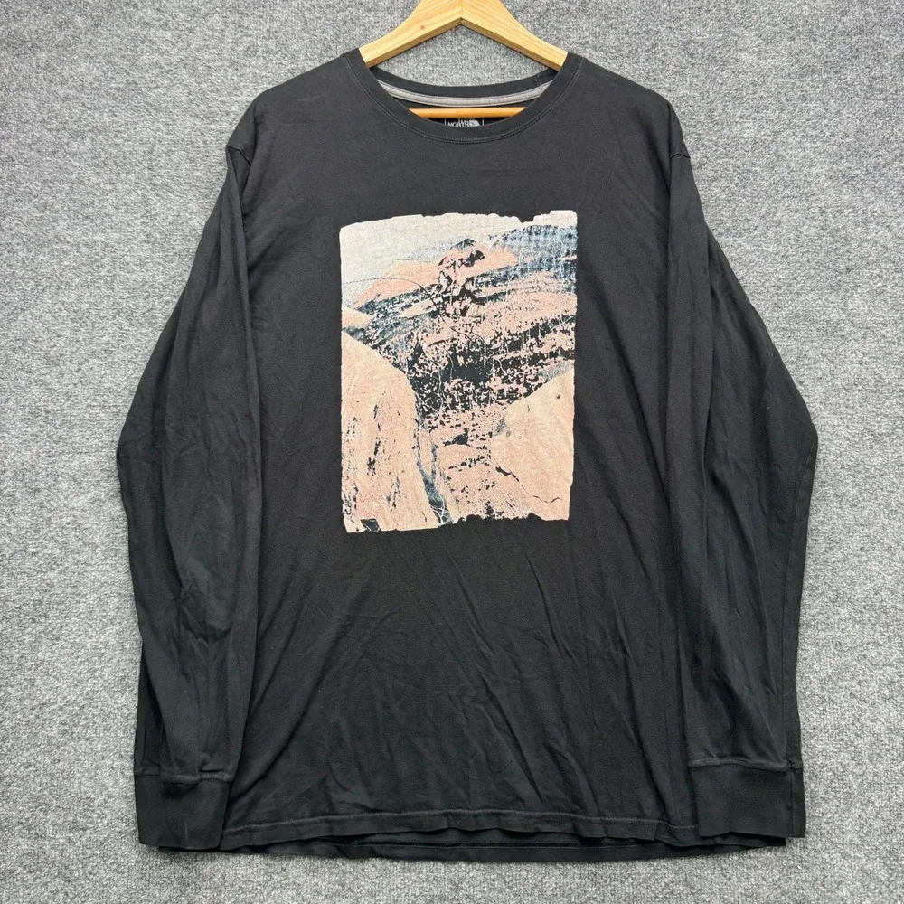The North Face Classic Fit Graphic Tee Mens XL Black Long Sleeve Outdoor